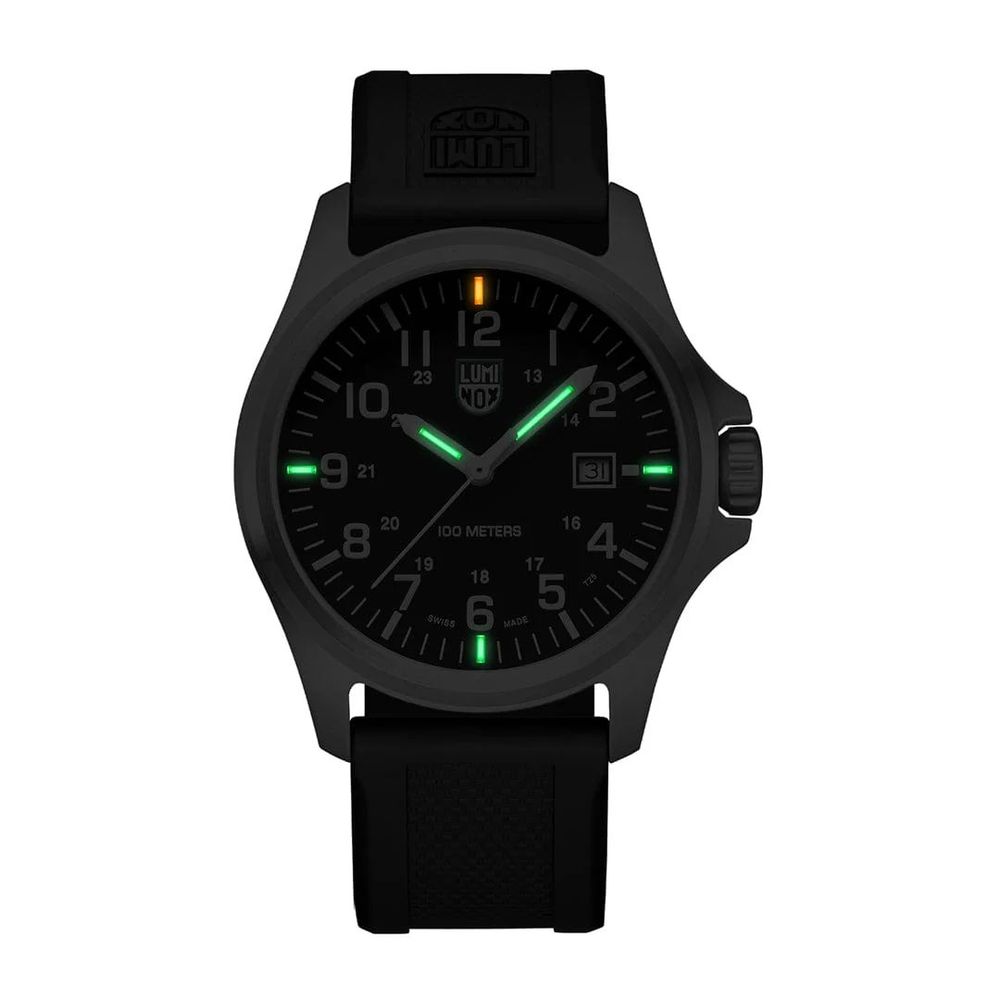 Luminox Patagonia X2.2501 men's watch with classic design