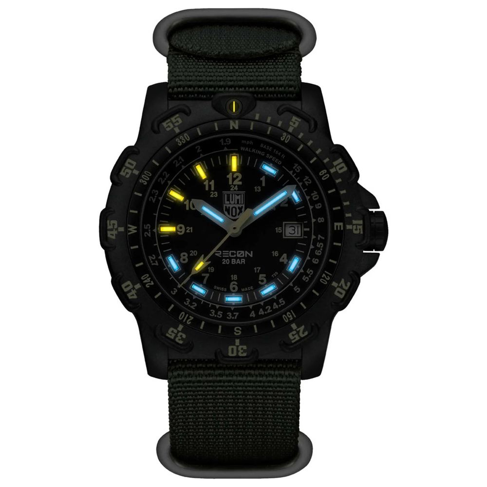 Luminox RECON Point Man men's watch with CARBONOX case