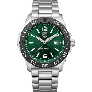 Luminox Pacific Diver XS.3137 Green men's watch with quartz movement