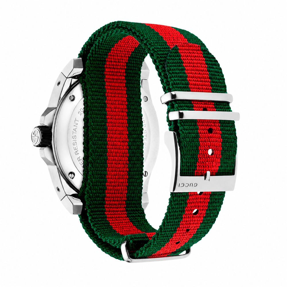 Gucci Dive YA136209A unisex watch with 45 mm case