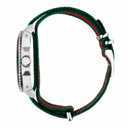 Gucci Dive YA136209A unisex watch with quartz movement