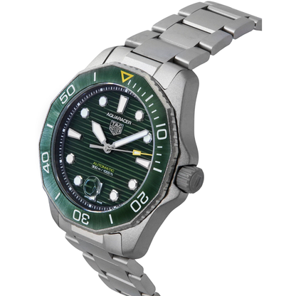 TAG Heuer Aquaracer WBP208B.BF0631 men's watch with automatic movement