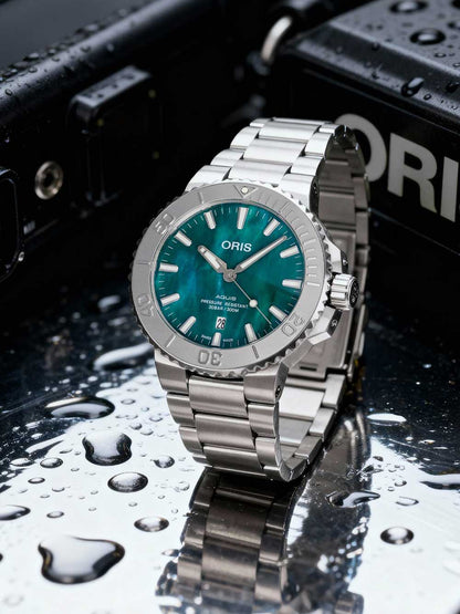 Oris Aquis Date Automatic 01 733 7730 4137-07 8 24 05PEB 43mm 30 ATM Green Dial Men's Watch