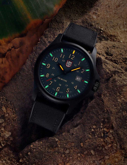 Luminox Atacama Field Quartz XL.1977 43mm 10 ATM Green Dial Men's Watch