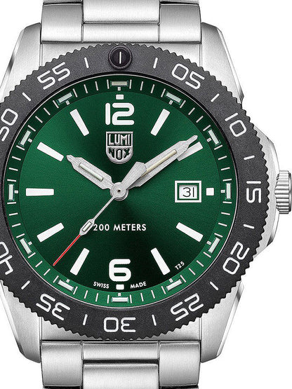 Luminox Pacific Diver Quartz XS.3137 44mm 20 ATM Green Dial Men's Watch